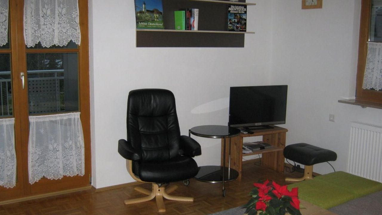 Wohnraum-Fernsehecke Wohnraum-Fernsehecke